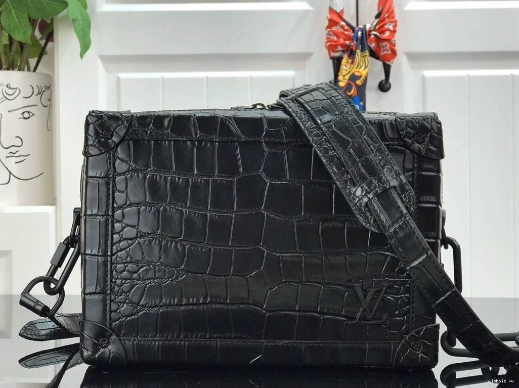 WIS LOUIS SOFT TRUNK VUITTON 0804
